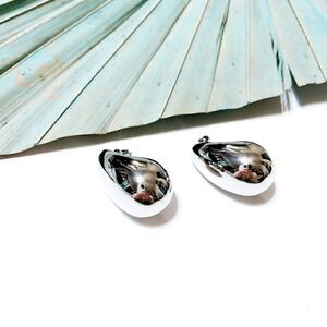 Silver geo bean earrings #192